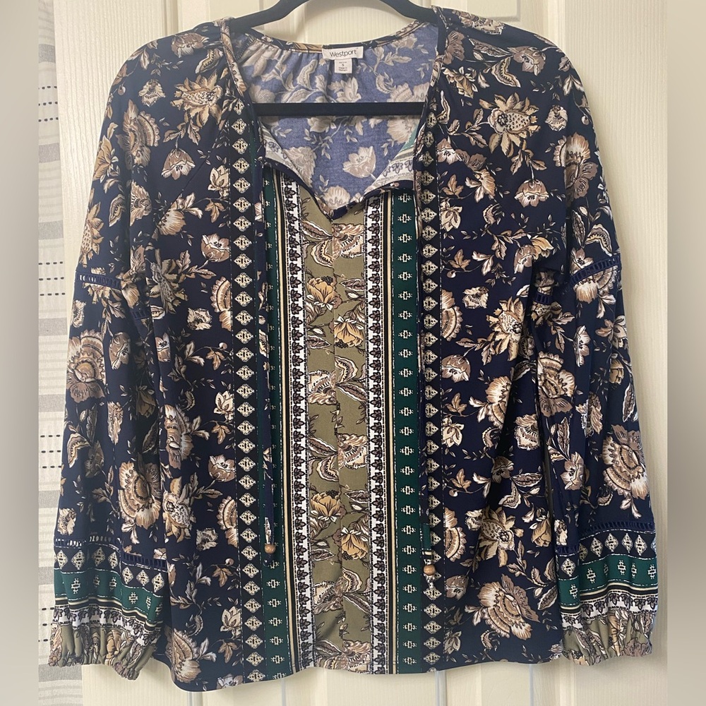 Westport Floral Print Women's Top Size Small Petite